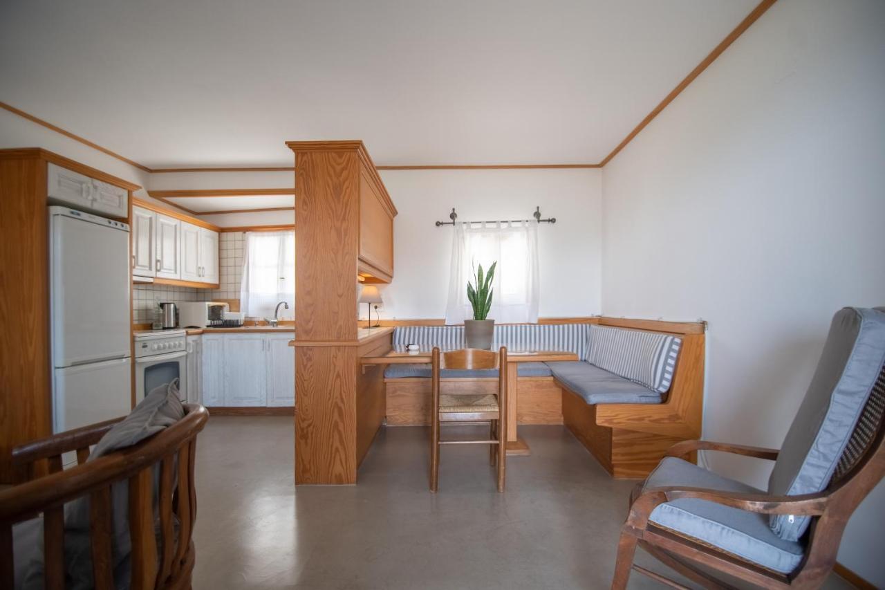 Lotos Beach Home Kini Eksteriør bilde