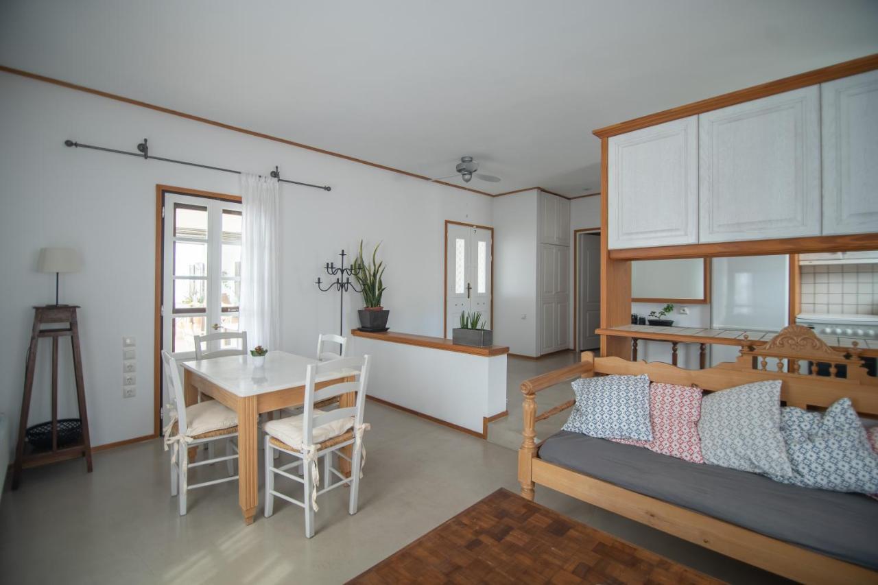 Lotos Beach Home Kini Eksteriør bilde