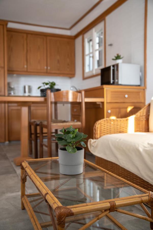 Lotos Beach Home Kini Eksteriør bilde
