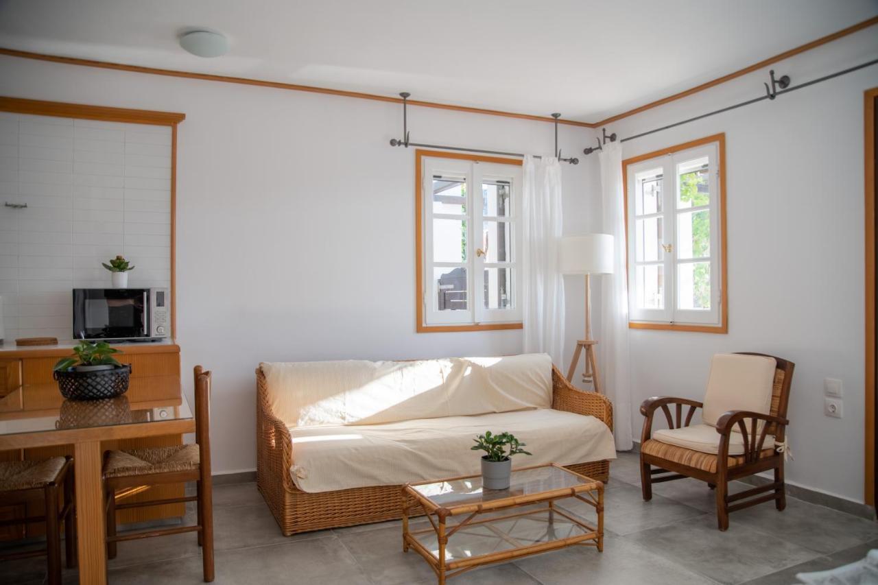 Lotos Beach Home Kini Eksteriør bilde