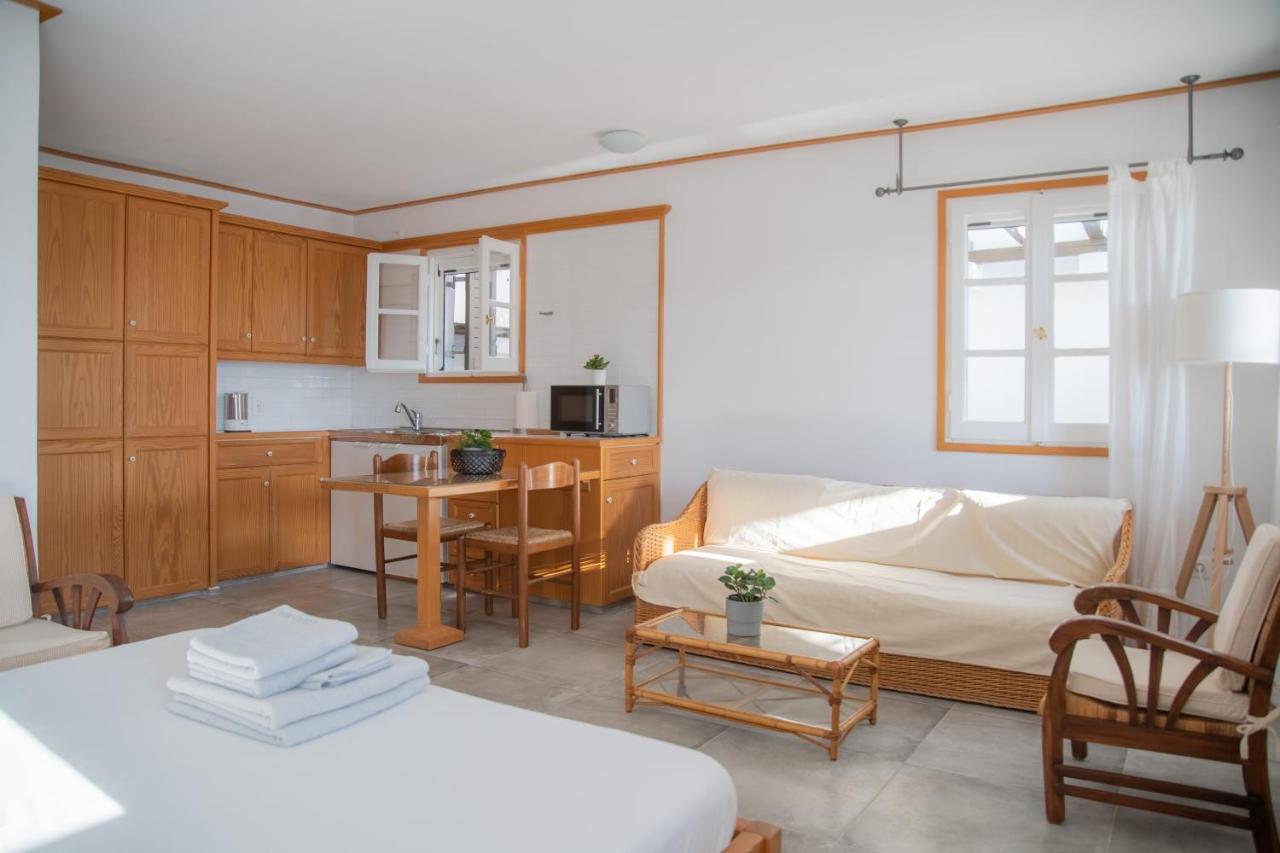Lotos Beach Home Kini Eksteriør bilde