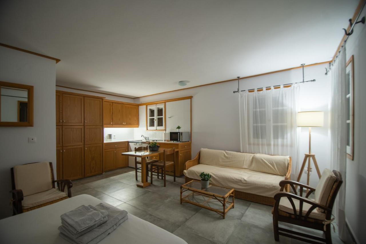 Lotos Beach Home Kini Eksteriør bilde