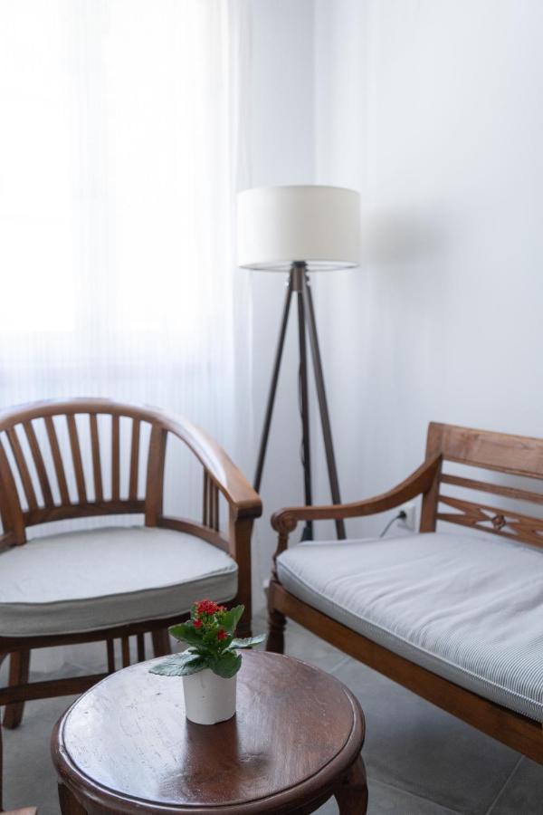 Lotos Beach Home Kini Eksteriør bilde