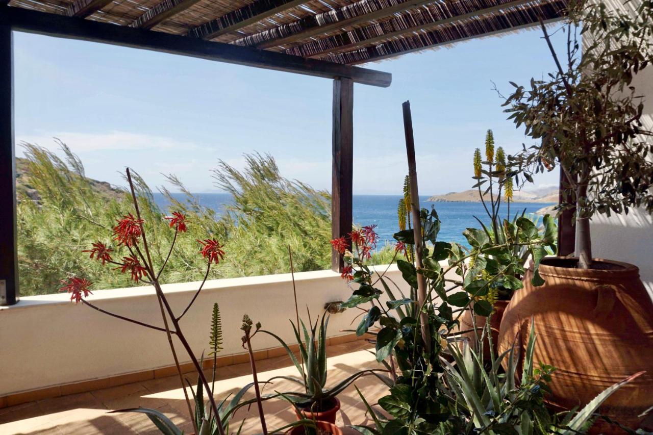 Lotos Beach Home Kini Eksteriør bilde